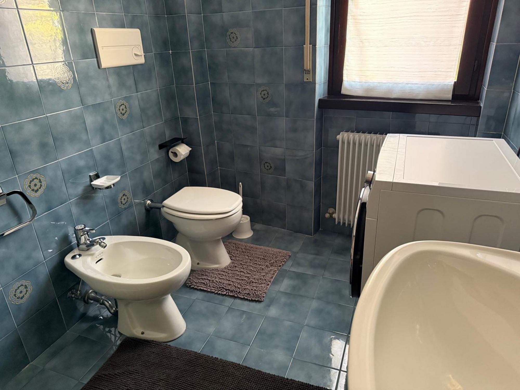 Appartamento spazioso con 3 camere da letto Riva del Garda Esterno foto