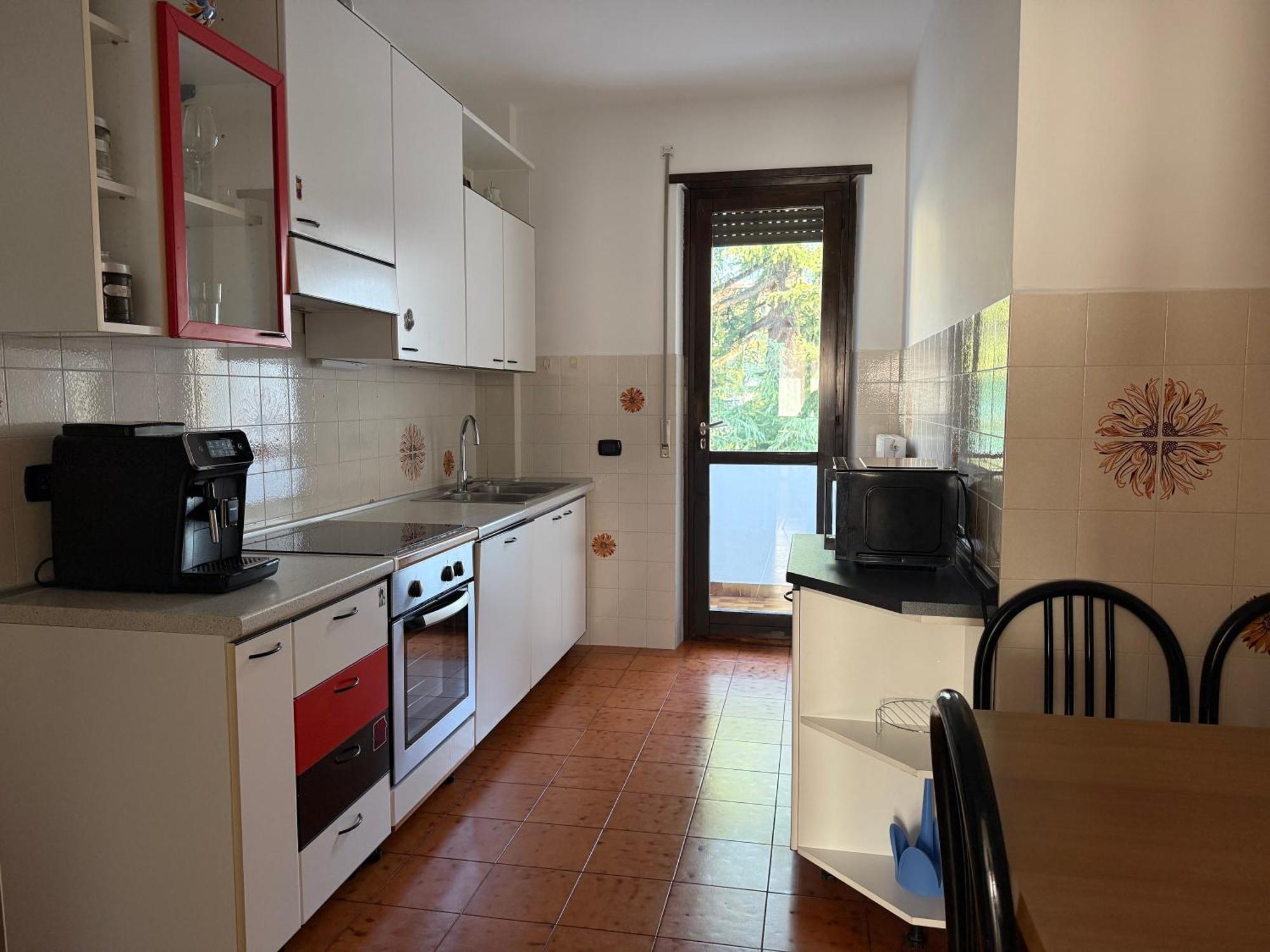 Appartamento spazioso con 3 camere da letto Riva del Garda Esterno foto